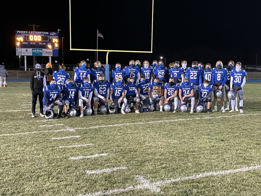 Dominant defense leads back to Class 3A semifinals